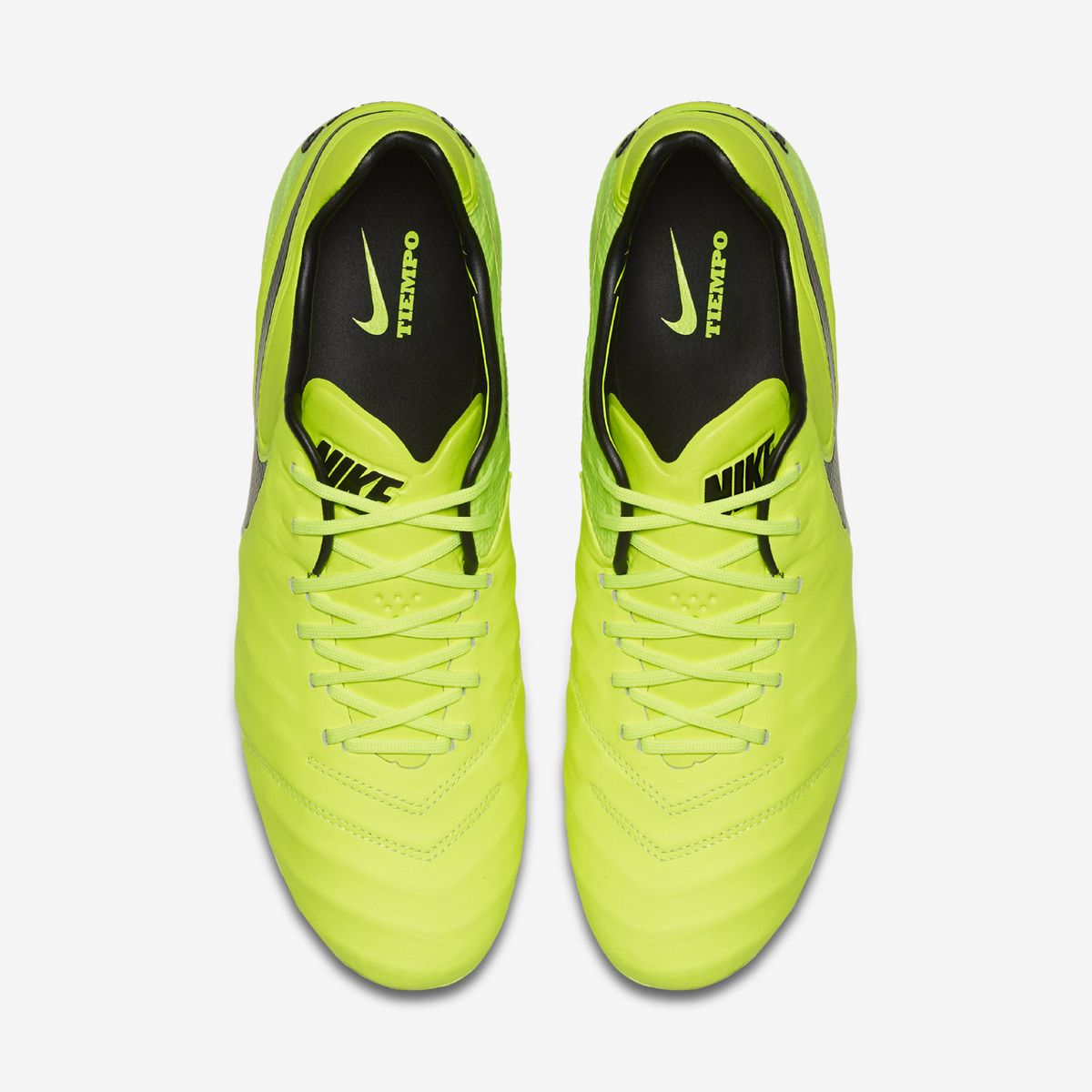 Nike Legend VI 