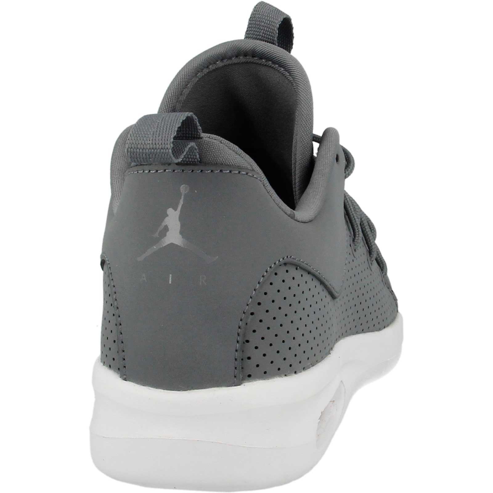 Nike Air Jordan Firs Class 