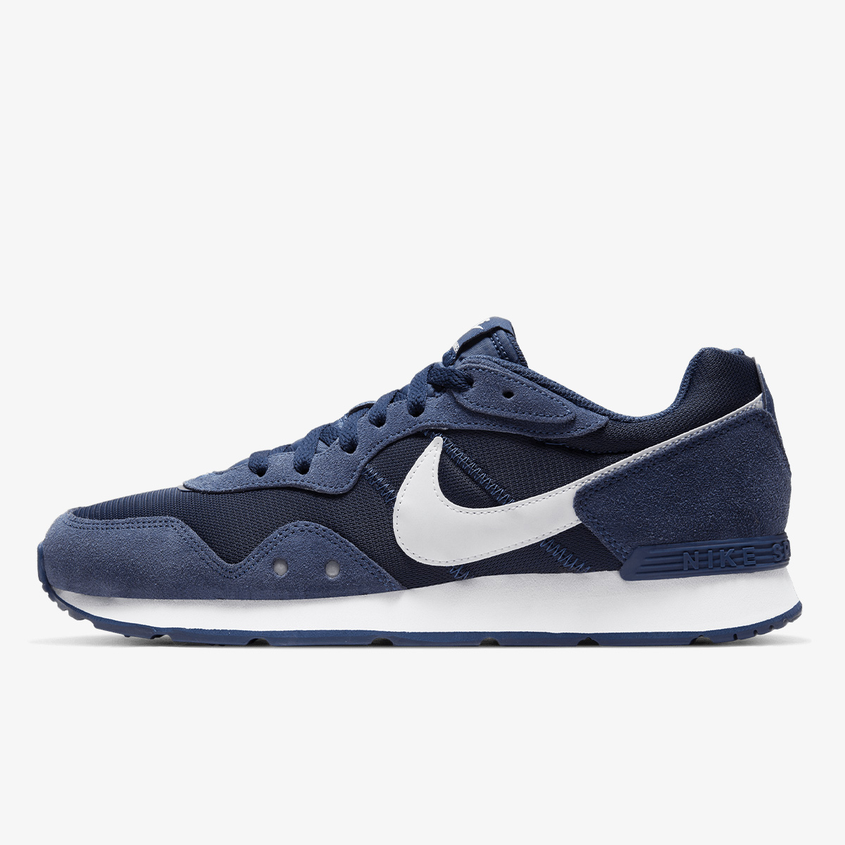 Nike Venture Runner