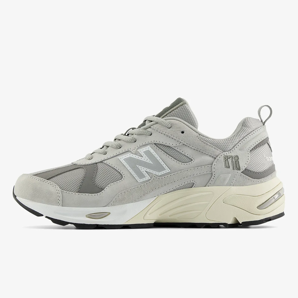 New Balance 878