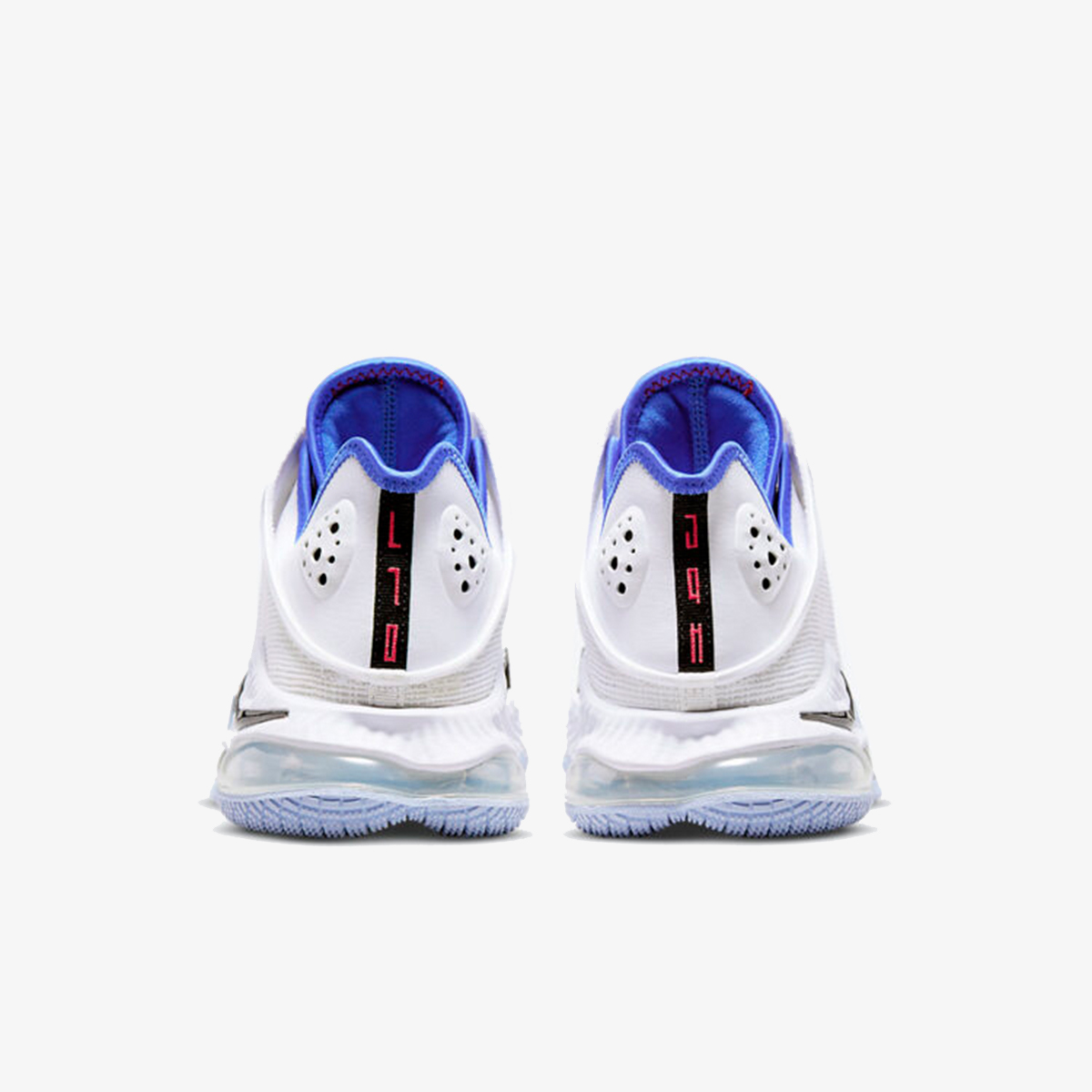 Nike LeBron XIX 