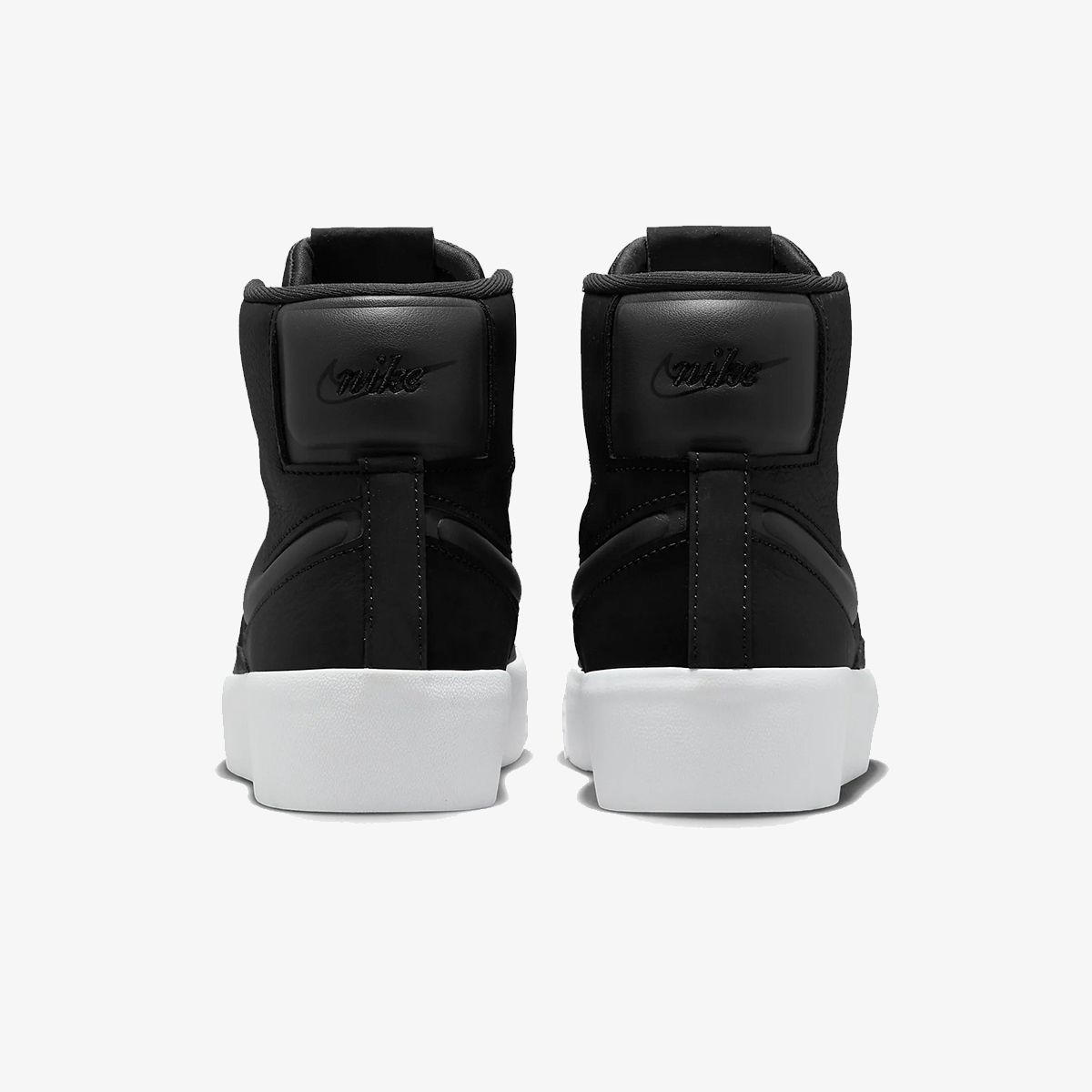 NIKE Blazer Mid Victory 