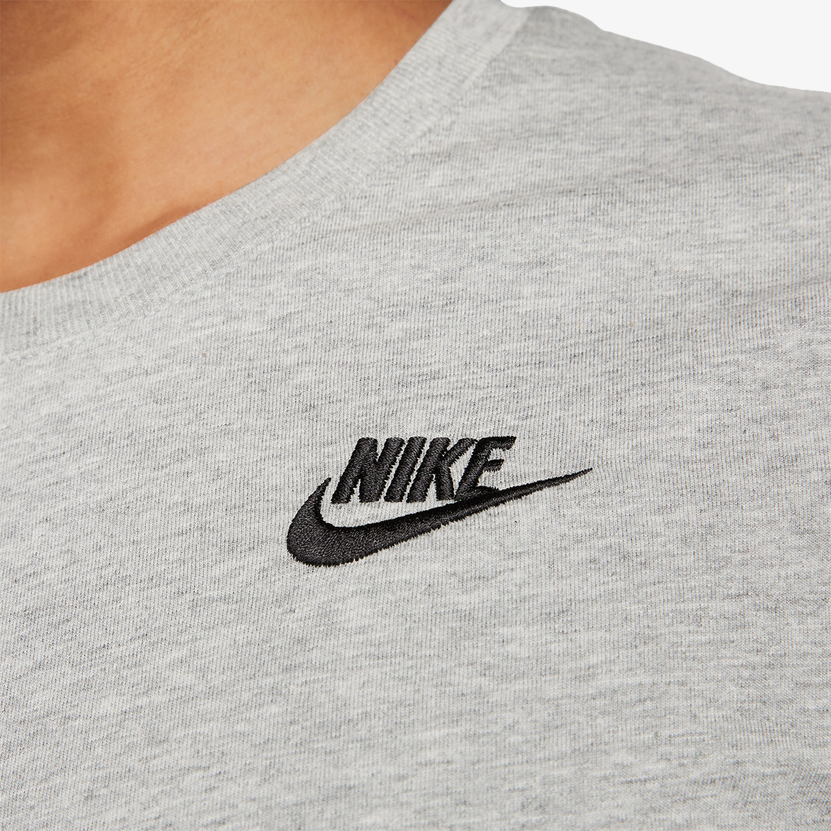 Nike Sportswear Club Essential 
