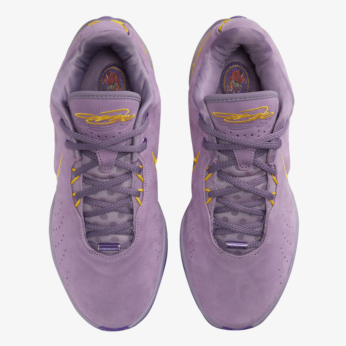 NIKE LEBRON XXI 
