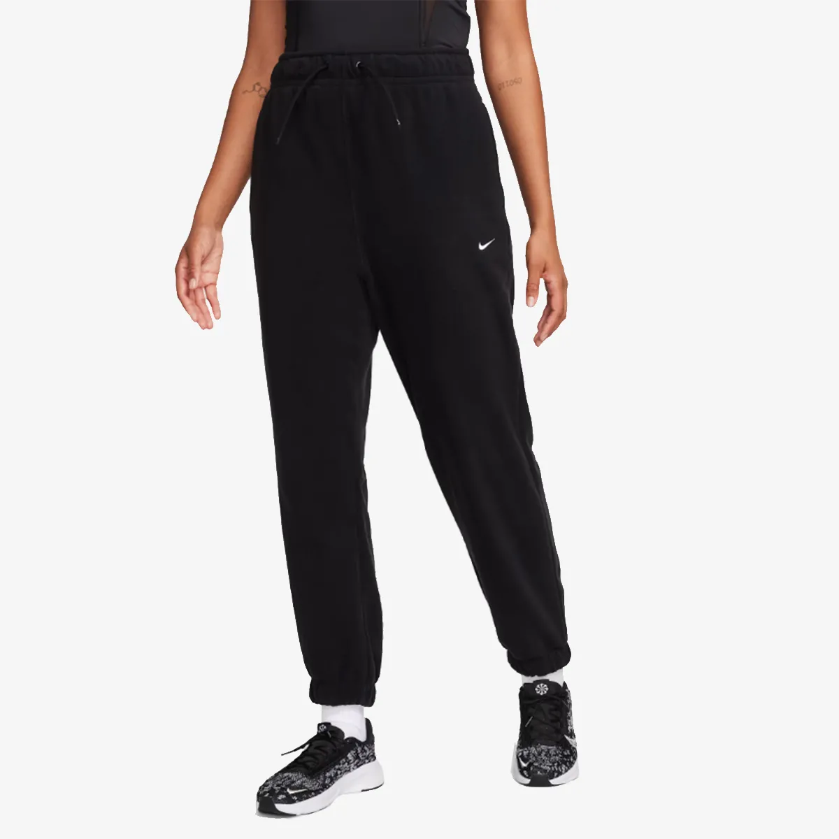 Nike Studio