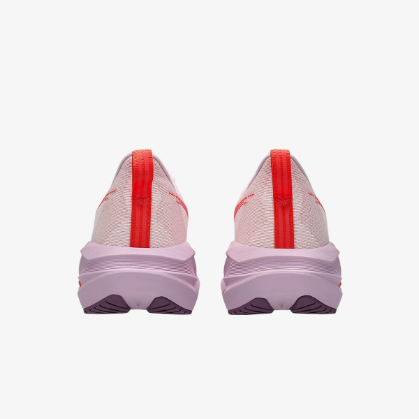 Asics Novablast 