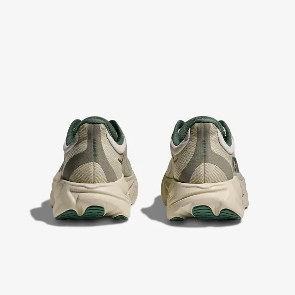 Hoka Arahi 8 