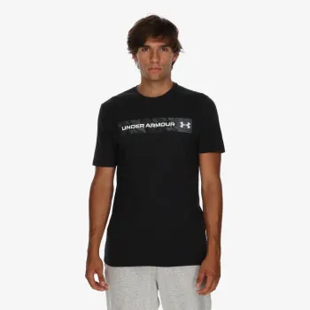 Under Armour Camo Chest Stripe 
