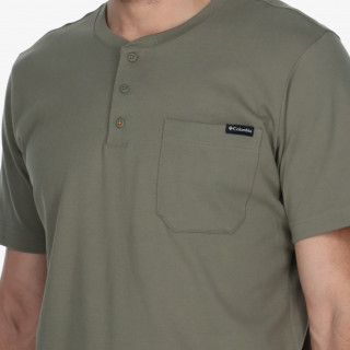 COLUMBIA Landroamer™ Short Sleeve Henley 