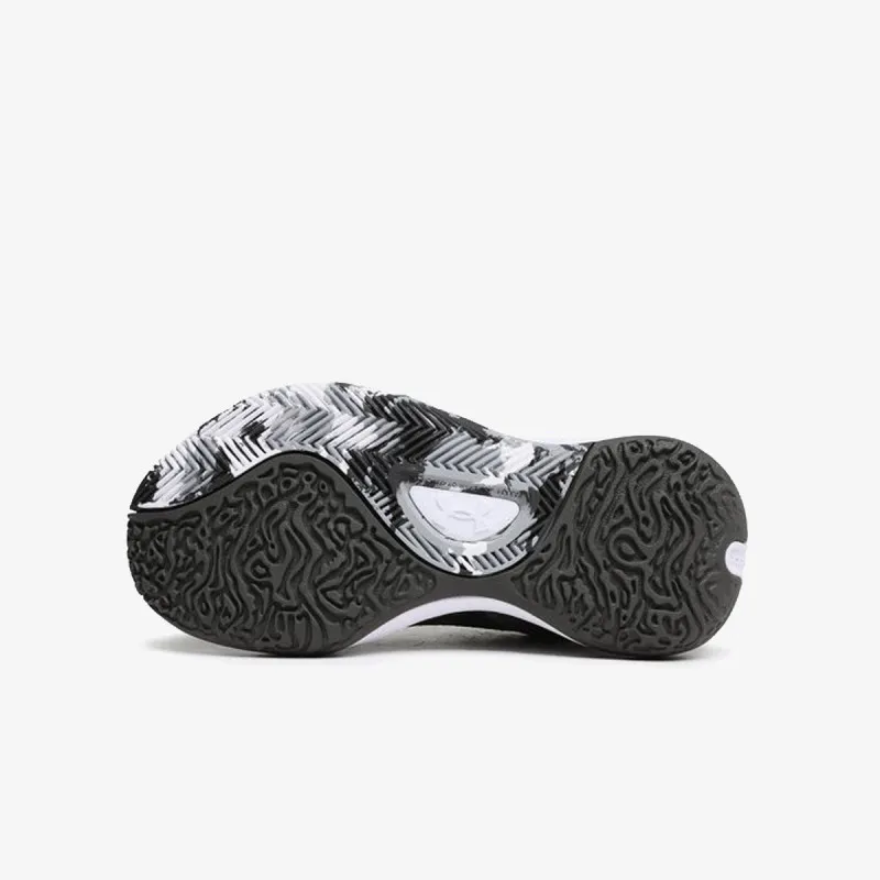 UNDER ARMOUR Lockdown 6 