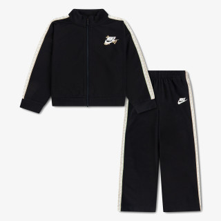 Nike NKG RETRO REMIX TRACK SET 