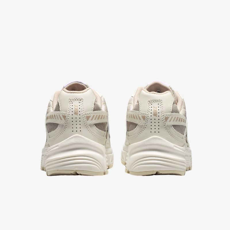 Nike WMNS NIKE INITIATOR 