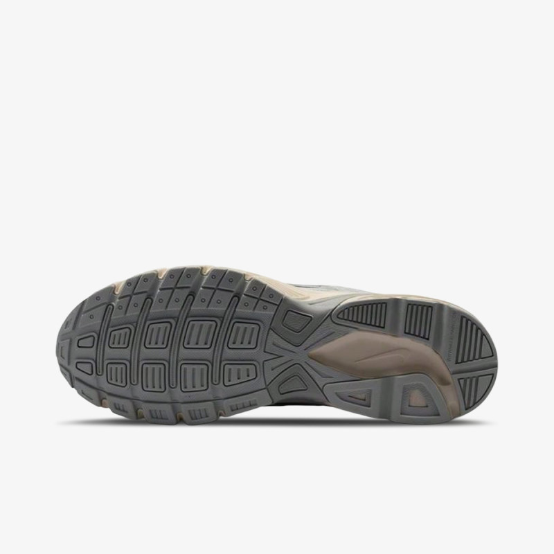Nike Initiator 