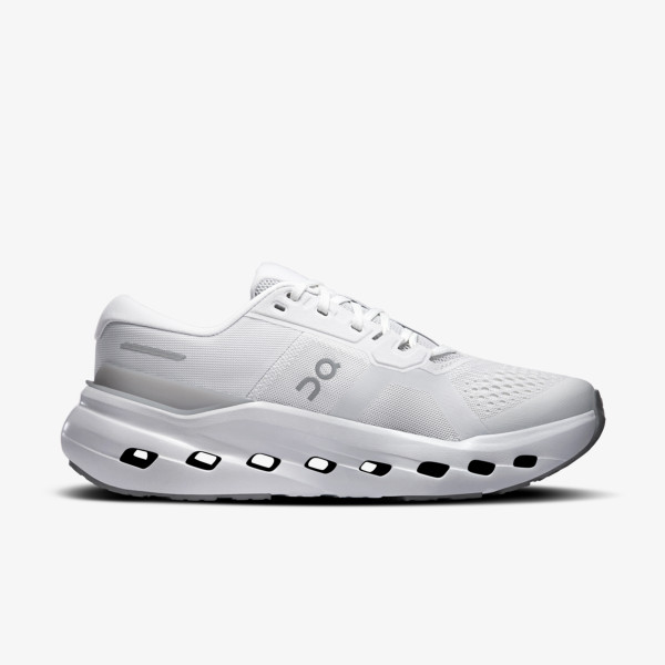 On Cloudrunner 3 