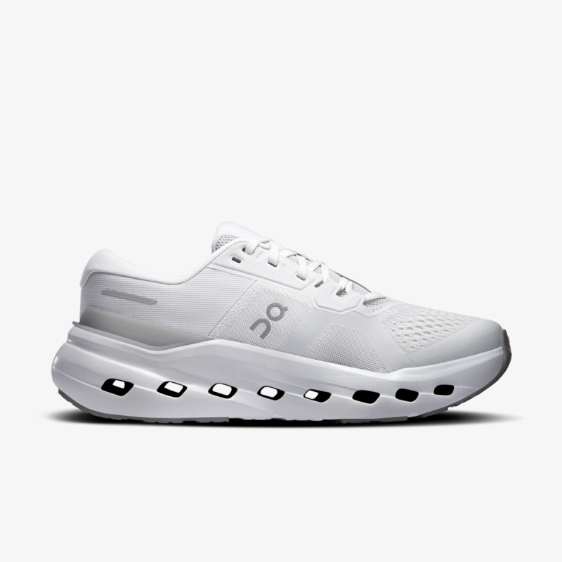 On Cloudrunner 3 