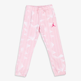 Nike Essentials 