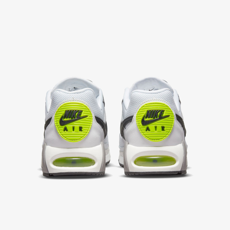 NIKE AIR MAX IVO 