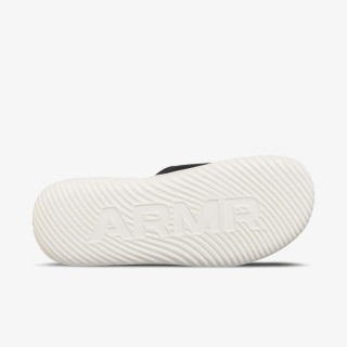 UA IGNITE PRO 8 SL 
