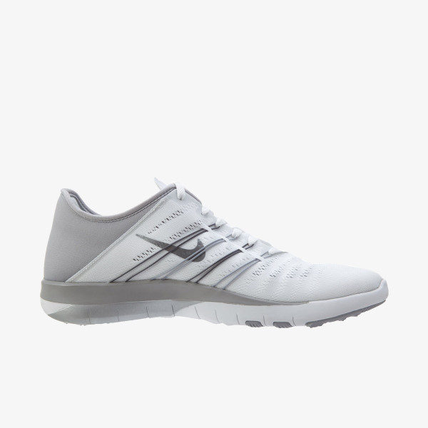 Nike WMNS NIKE FREE TR 6 