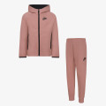 Nike Tech Fleece 