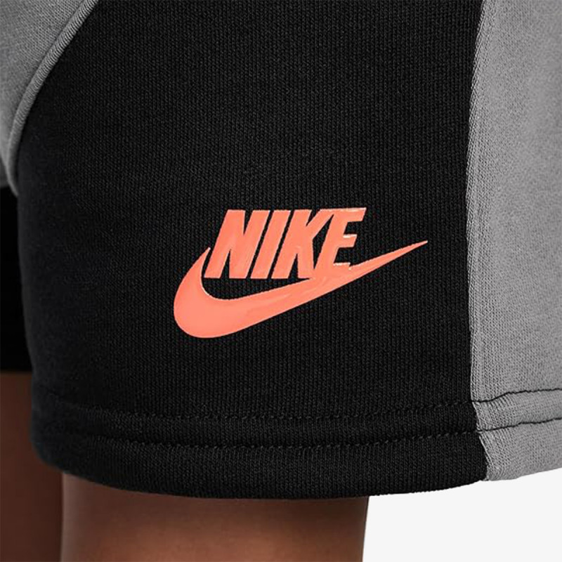 Nike On The Move 