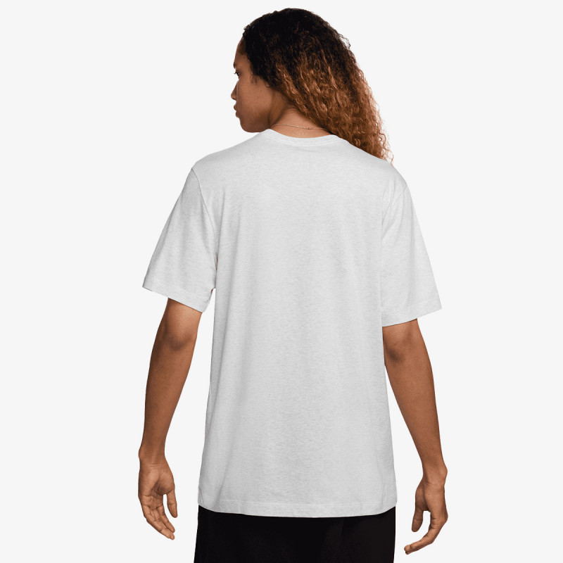 Nike Sportswear Club 