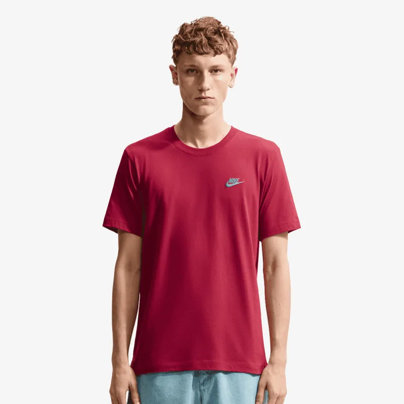 Nike Sportswear Club 