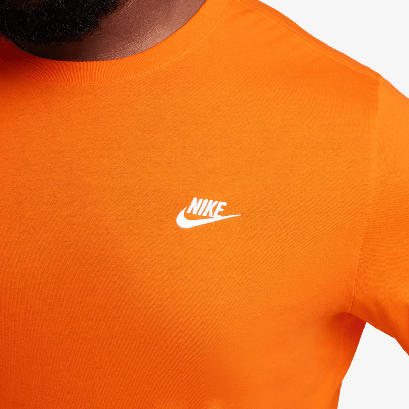 Nike Sportswear Club 