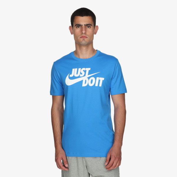 Nike Sportswear 