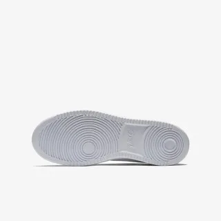 Nike Court Borough Low 