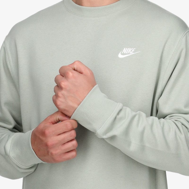 Nike Sportswear Club 