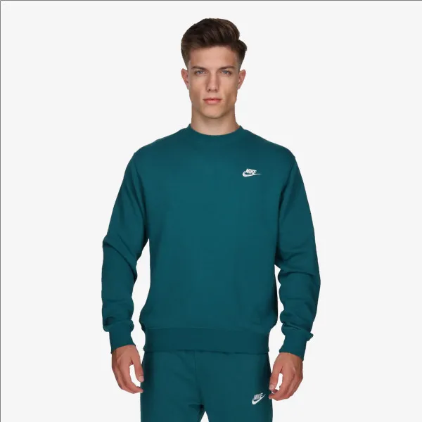NIKE Sportswear Club 