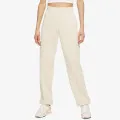 Nike Sportswear Essential Collection 