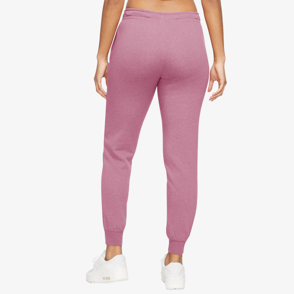 Sportswear Essential 