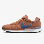 NIKE Venture Runner 