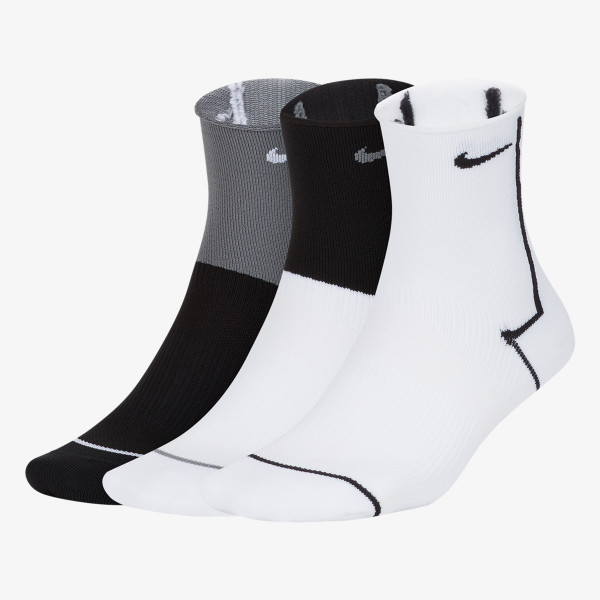 Nike Everyday Plus Lightweight 