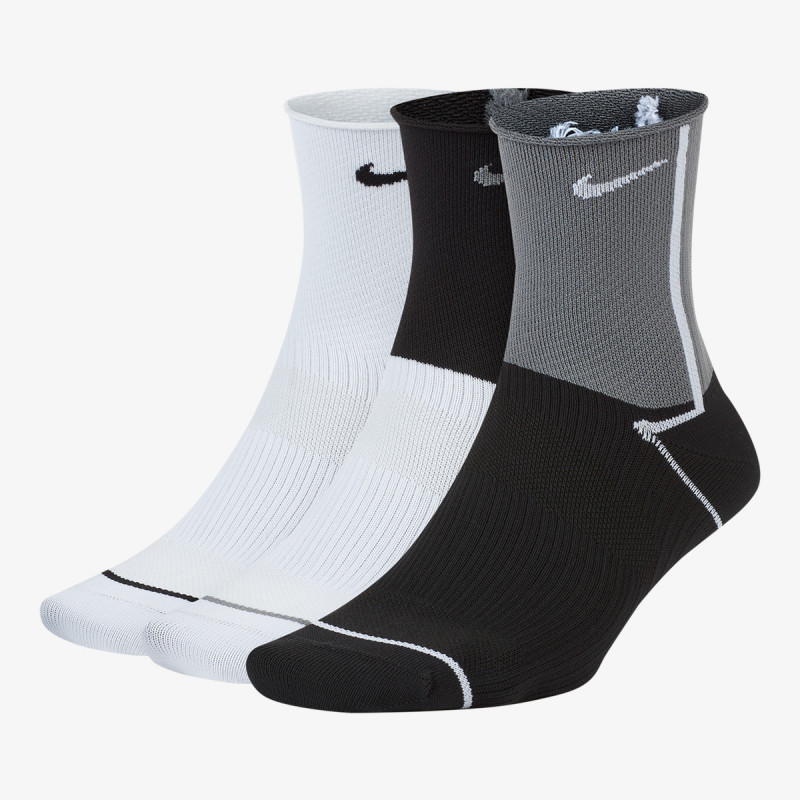 Nike Everyday Plus Lightweight 