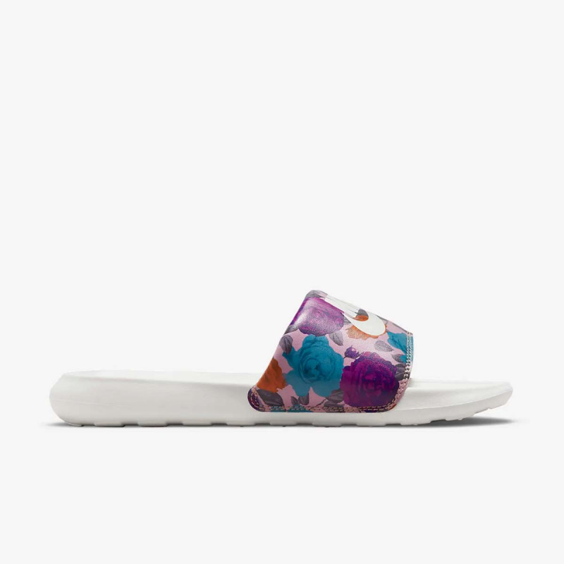 Nike Victori One 