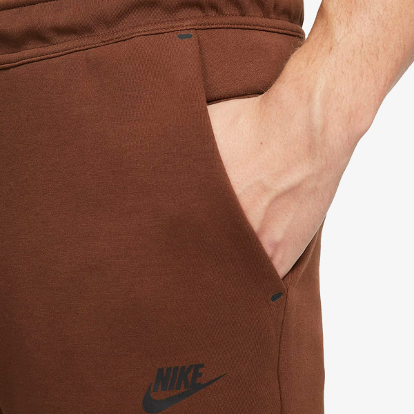 Nike Sportswear Tech 