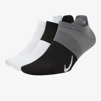 Nike Everyday Plus 