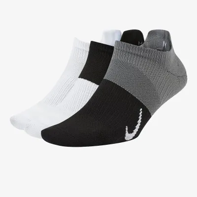 Nike Everyday Plus 