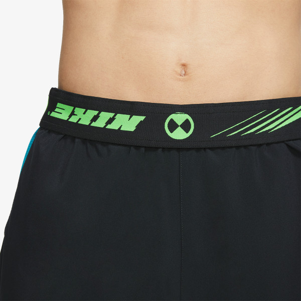 Nike SPORT CLASH 