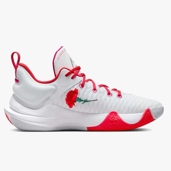 Nike Giannis Immortality 