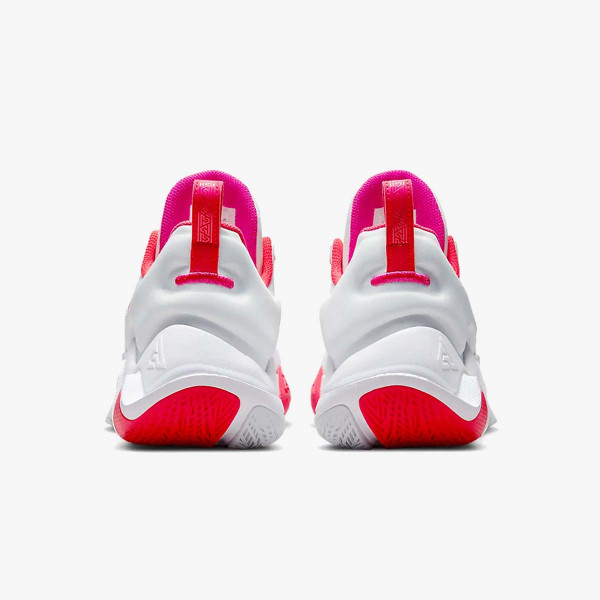 Nike Giannis Immortality 