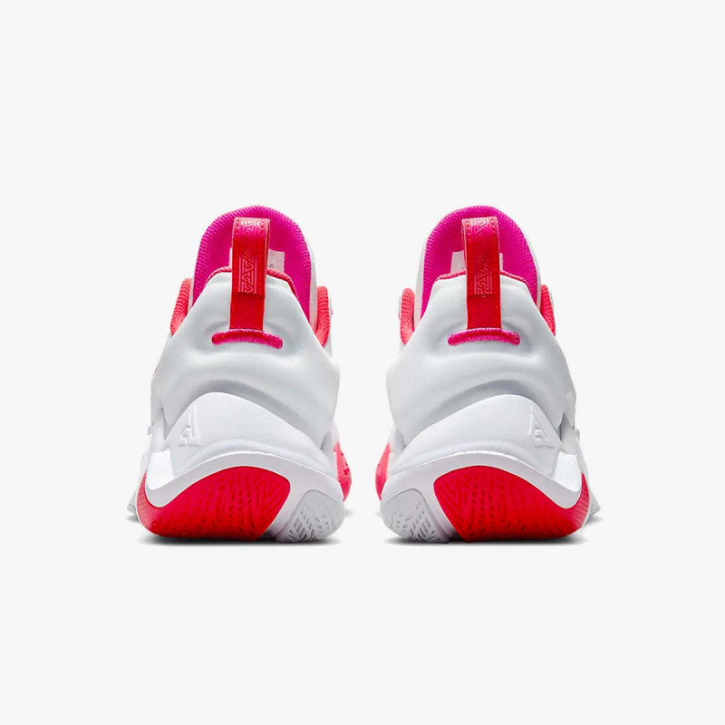 Nike Giannis Immortality 