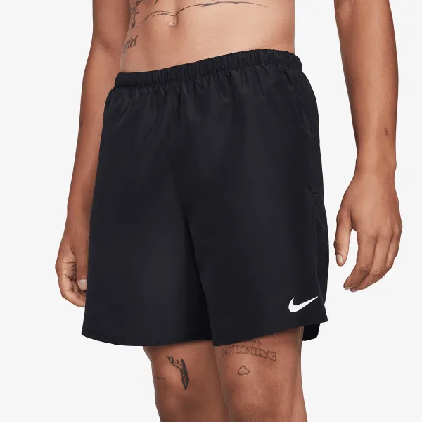 Nike Challenger 