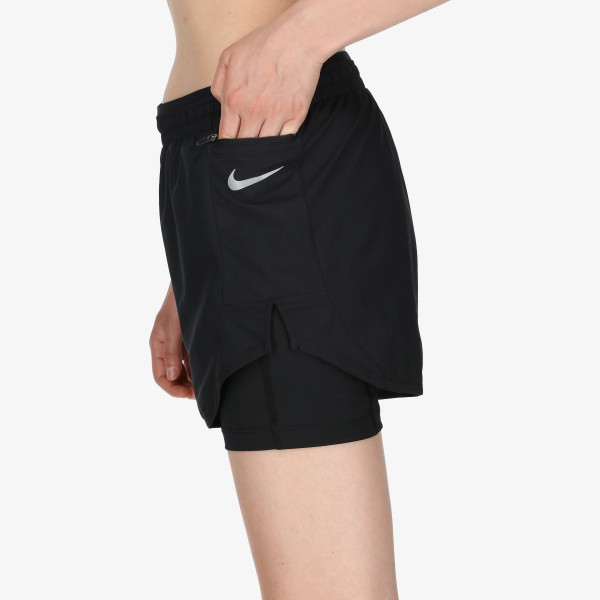 Nike Tempo Luxe 