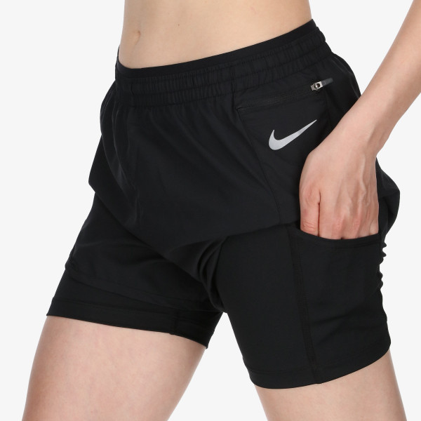 Nike Tempo Luxe 