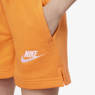 Nike Sportswear Club 