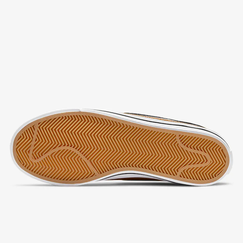 NIKE Court Legacy 